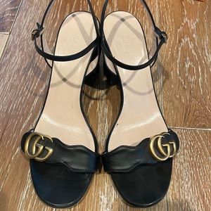Used. GUCCI Marmont Sandals.